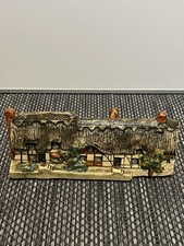 Vintage Ceramic Porcelain Cottage with Makers Marks No Chips Or Cracks See Pics