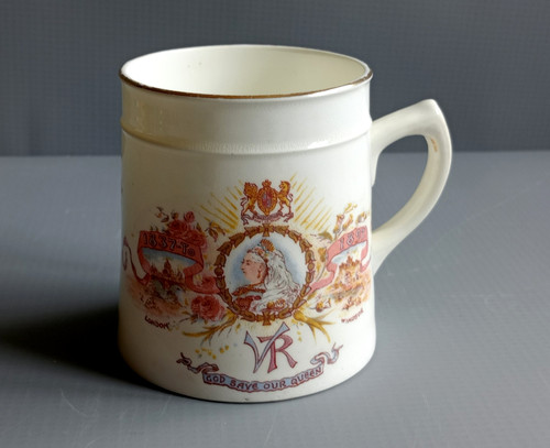 Queen victoria commemorative - queen,
