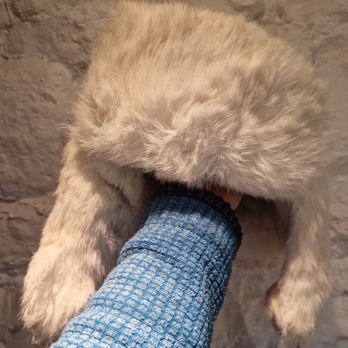 Woman vintage fur hat - fur,