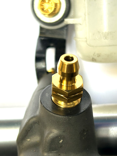 Titanium brake master - master, cylinder