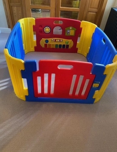 Child play pen - play,