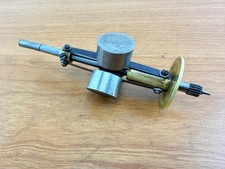 Governor & Bearing Pin for