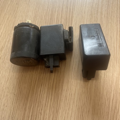 Honda vfr400 nc21 - relays, job