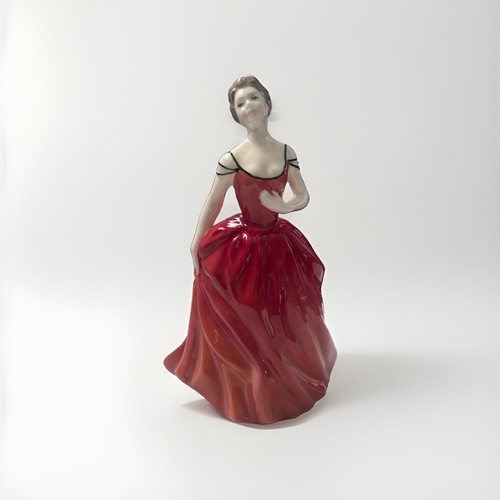 Royal doulton figurine - doulton,