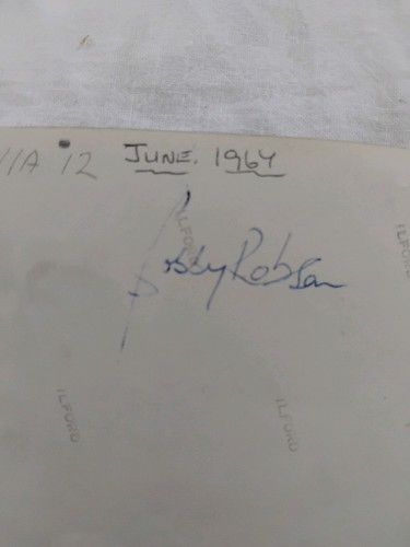 Bobby robson football signed - football,
