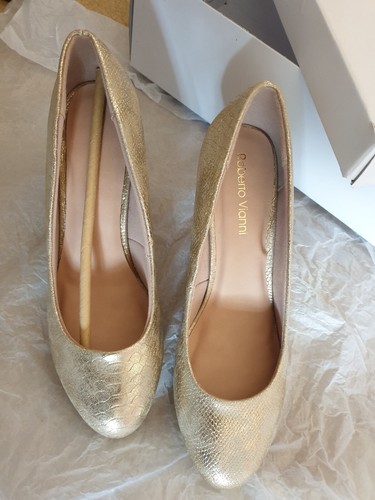 Golden shoes roberto vianni - by,