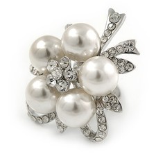 Diamante Simulated Pearl Daisy