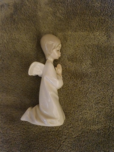 Nao lladro praying angel - praying,