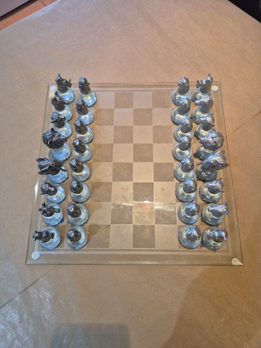 Vintage safari animal chess - vintage,