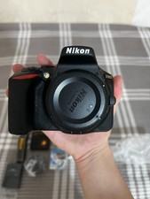 Nikon D5600 24.2MP Digital SLR Camera (Body Only) Running Normally