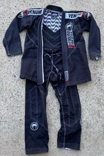 Venum Light Elite Series