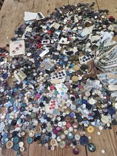 Mixed job lot of buttons etc vintage Unused and used 4.2kg