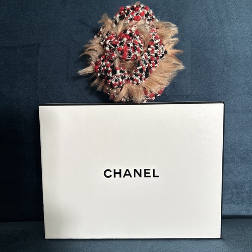 Chanel tweed brooch red - chanel,