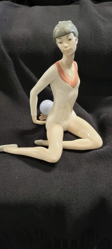 Lladro gymnast with ball - lladro,