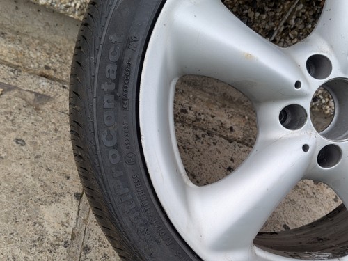 Car rim and tyre