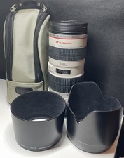 Canon EF 70-200mm f/2.8 L Lens Excellent Condition with Carry Case and 2 Hoods 