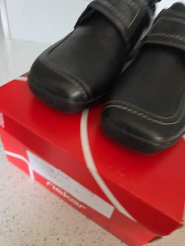 Ladies size 5 - uk,