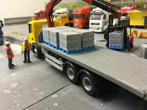 Pallet with concrete - 1/76,