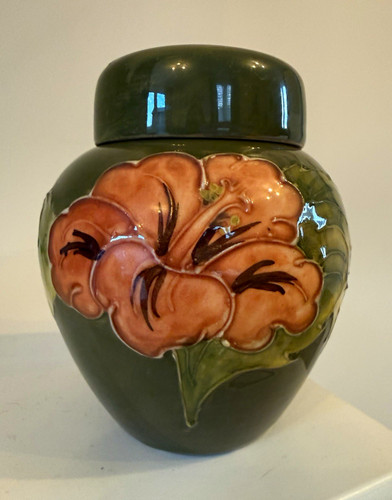 Moorcroft hibiscus lidded - hibiscus,