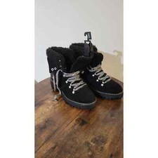 NWT, Ladies Black Boots