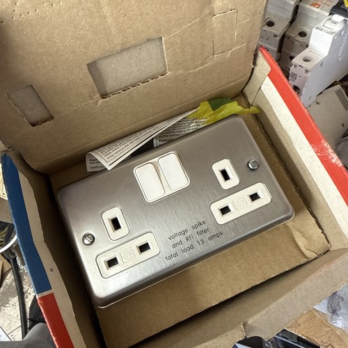 Voltage spoke rfi socket - rfi,