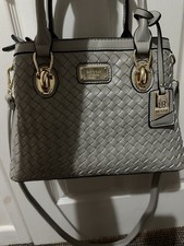 Bessie London Women's Hand