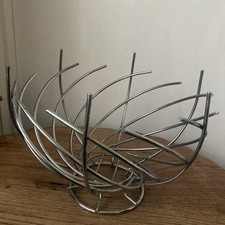 Sculptural, Spiral, Minimalist