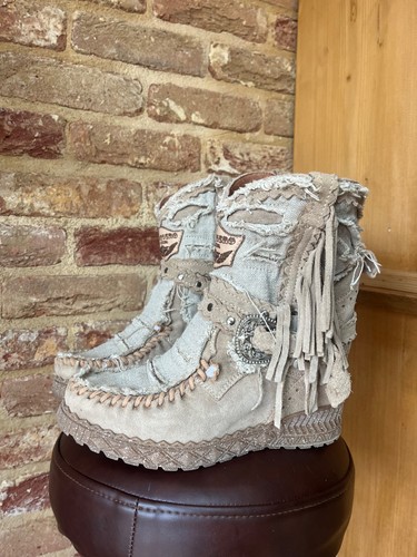 Vaquero fringe detail suede - fringe,
