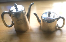Pair Walker & Hall Hotel Quality Patent Handle SHEFFIELD EPNS Tea + Coffee pot