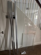 700ml High Quality Bi-fold Frameless Gladd Shower Door.