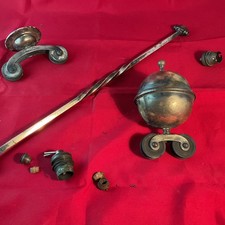 Rise And Fall Light Fitting