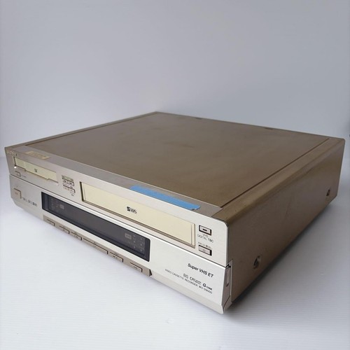 Sony d9000 minidv - s-vhs, vhs
