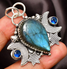 Labradorite Pendant Gemstone