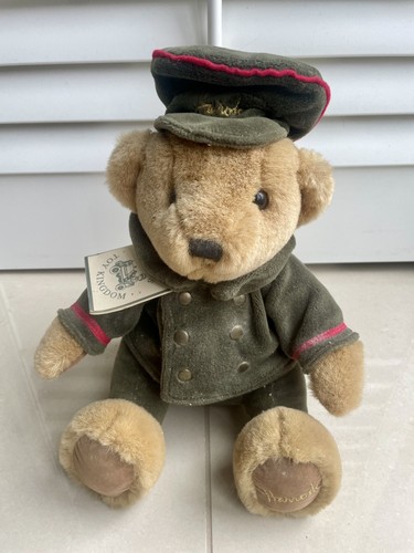 Harrods knightsbridge doorman - knightsbridge,