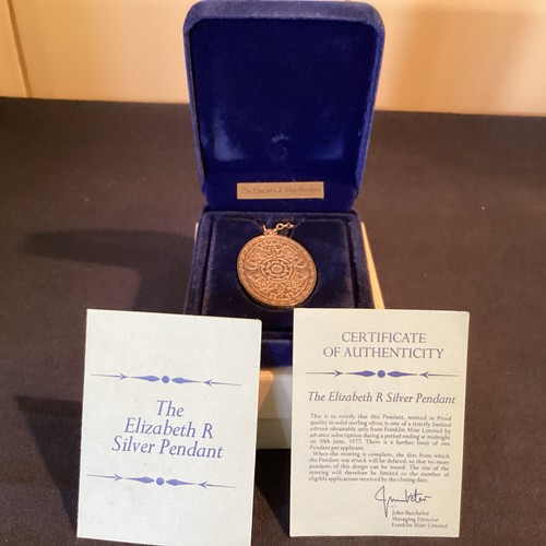 Elizabeth 1977 solid silver - 1977,