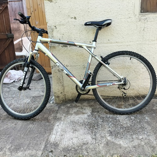 Aggressor mountain bike - 3.0,