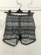 Atmosphere Aztec Print Black and White Fabric Shorts UK 6 Excellent Condition