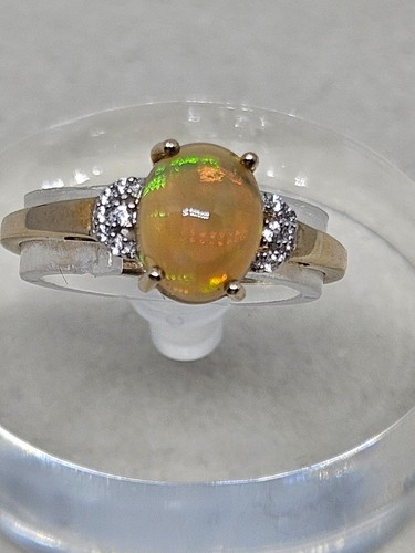 9kt gold ethiopian - gold, opal