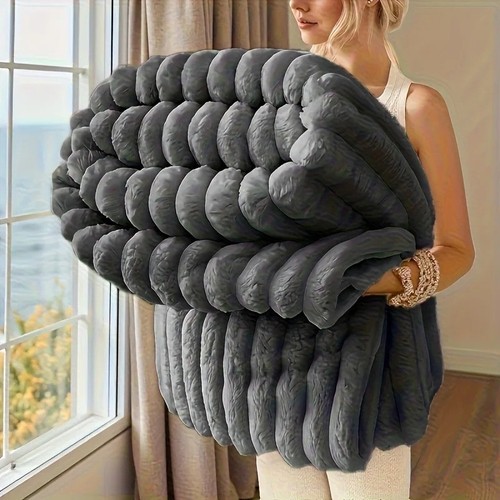 Super soft faux fur ribbed - faux,