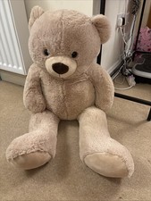 Giant Soft And Cuddly Teddy