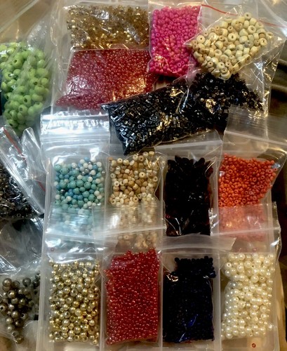 Craft clear out beads - clear,