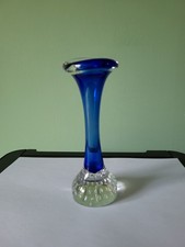 A MURANO BLUE & CLEAR GLASS TRUMPET BUD VASE: 6.75" TALL: VERY GOOD CONDITION