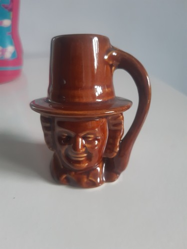 Character toby jug welsh - toby,