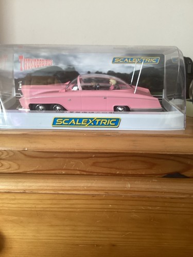 Scalextric thunderbirds lady - thunderbirds,