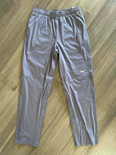New 200 nike golf - new, storm-fit