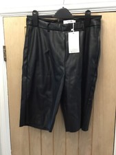 Saint Genies Black Faux