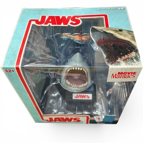 Mcfarlane movie maniacs jaws - mcfarlane,