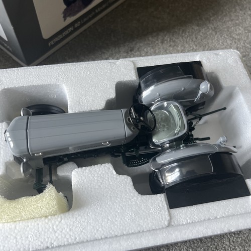 Universal hobbies ferguson - hobbies, 40