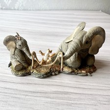 Tuskers Henry & Henrietta