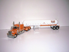 DCP FIRST GEAR 1/64 ROARK